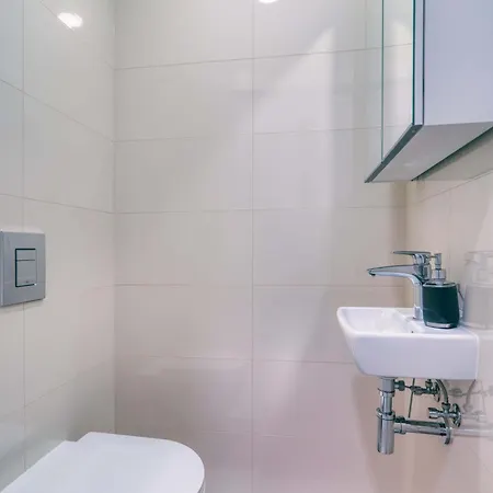 Comfort In Karlin Appartement *